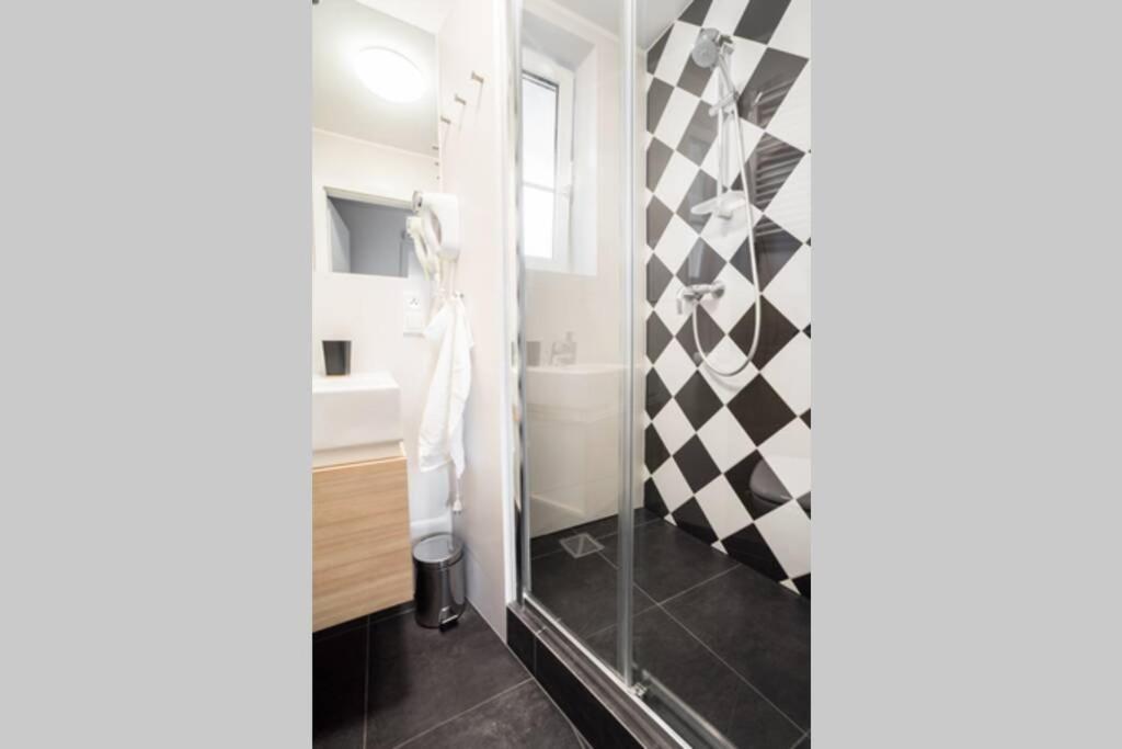 2Eco Royal Apart City Center Senatorska Old Town Варшава Екстер'єр фото